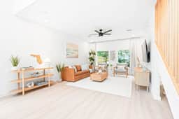 La Costa: A Modern Coastal Retreat with a Putting Green